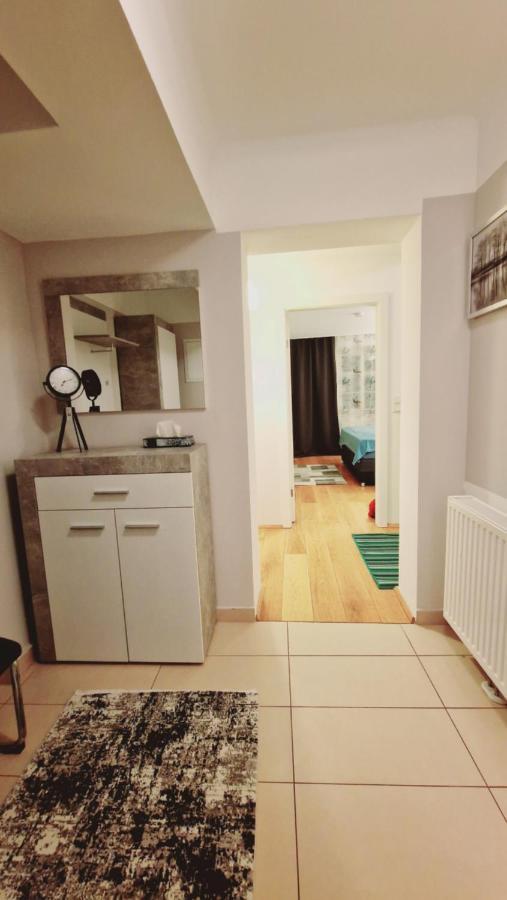 Apartment Elegance *